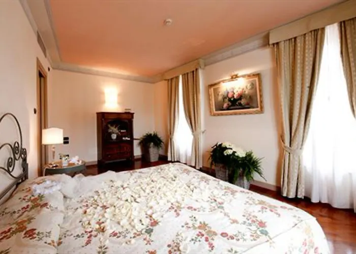 Romantik Relais Mirabella 4* Iseo