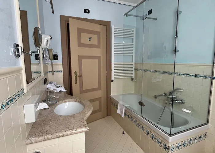 Otel Romantik Relais Mirabella Iseo